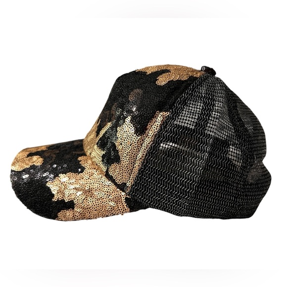 Beautiful Sequin Leaf Design Black and Gold Glam Cap, adjustable size - Picture 3 of 11